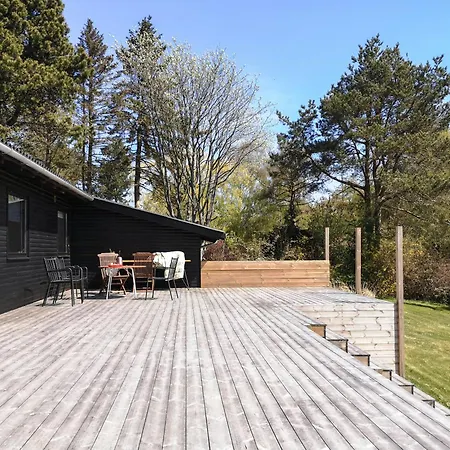 Enjoy The Unique Nature In The Retro * Kårup